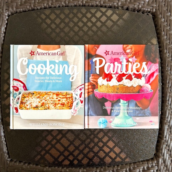 American Girl Kitchen Cookbooks Cooking/Baking set of 2 - Picture 2 of 8